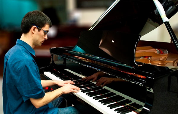 Alexis Quoniam, responsable du site unpianiste.com